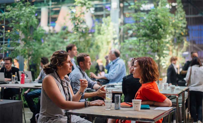 How to network with travel industry professionals at trade event ?